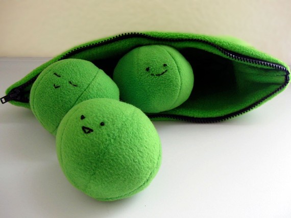 3 peas in a pod plush